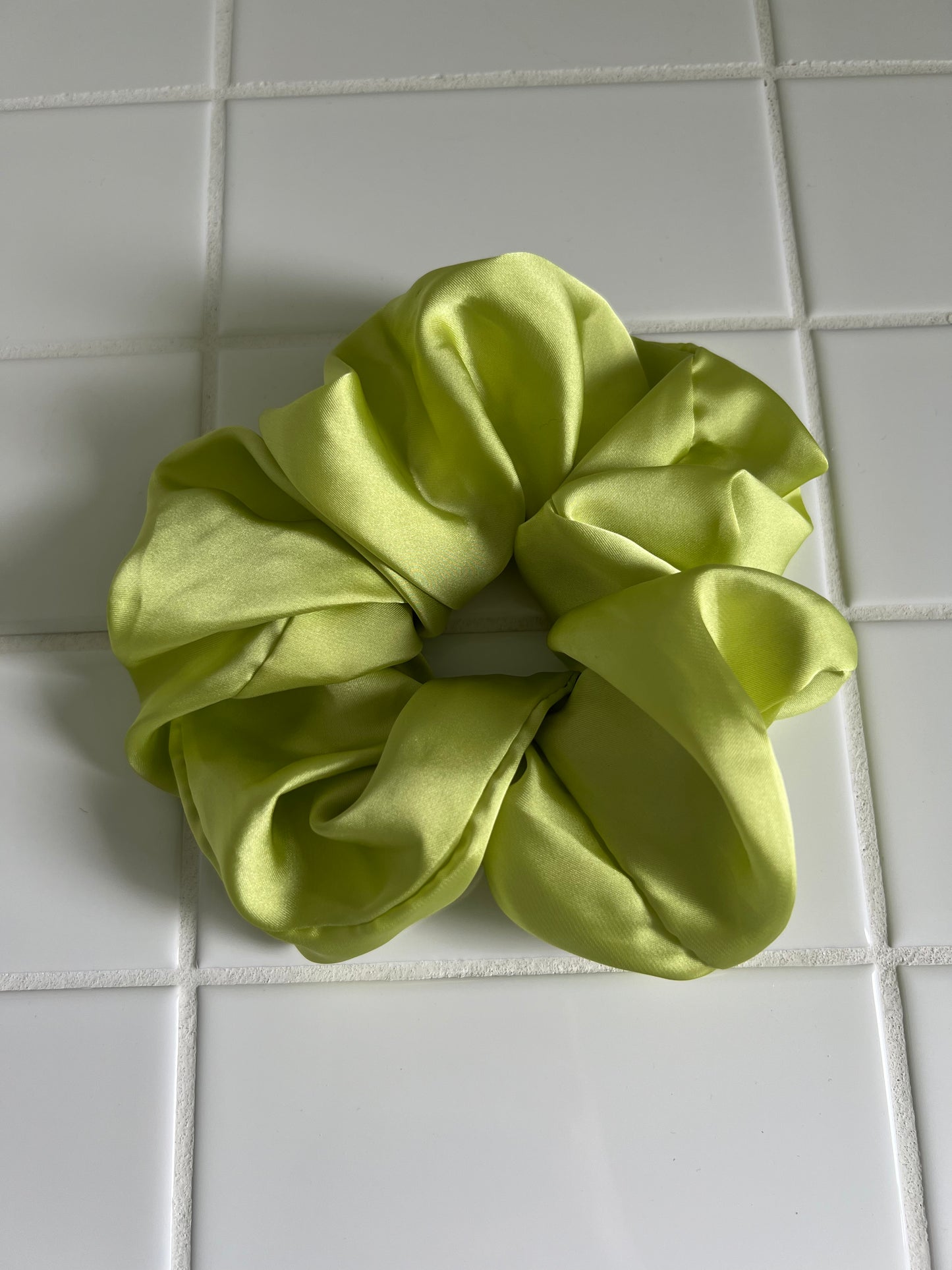 Chouchou de satin pour cheveux XXL - Vert lime