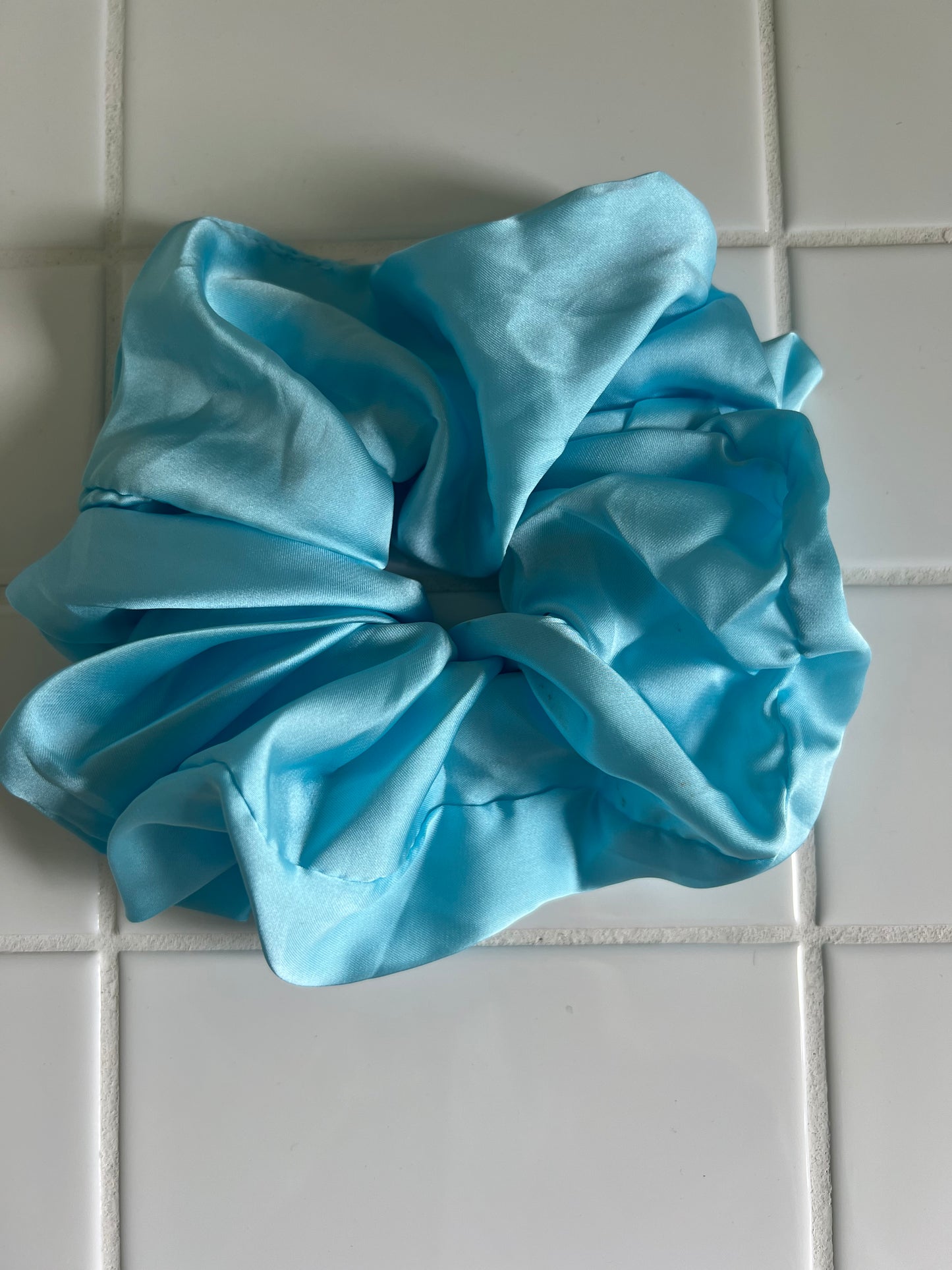 Chouchou de satin pour cheveux XXL - Bleu ciel