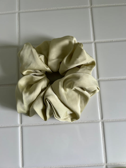 Chouchou de soie pour cheveux XXL - vieux vert